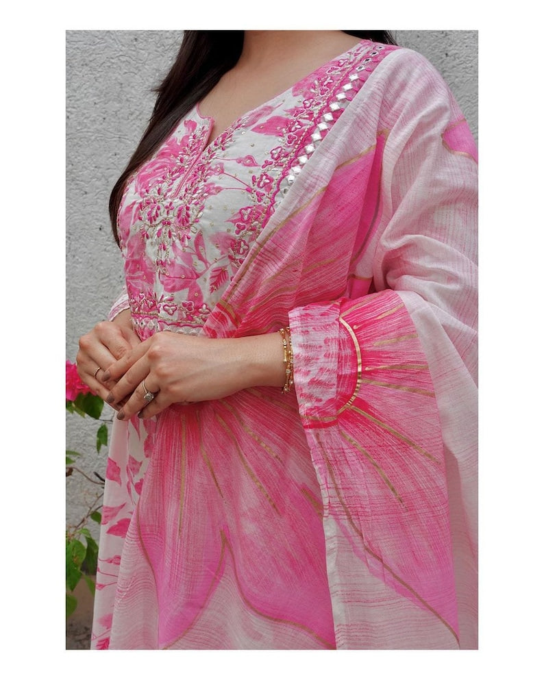 Indian 3 Piece Diwali Festive Straight Kurti Pant with Dupatta Set For Women.