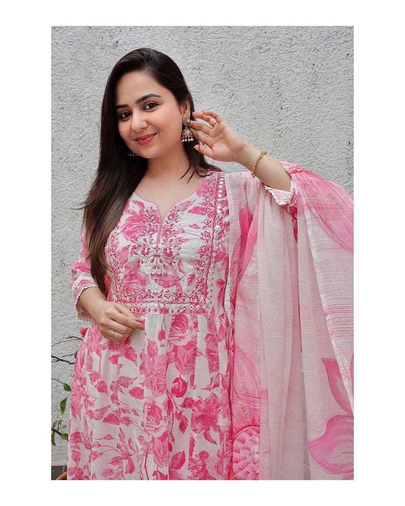 Indian 3 Piece Diwali Festive Straight Kurti Pant with Dupatta Set For Women.