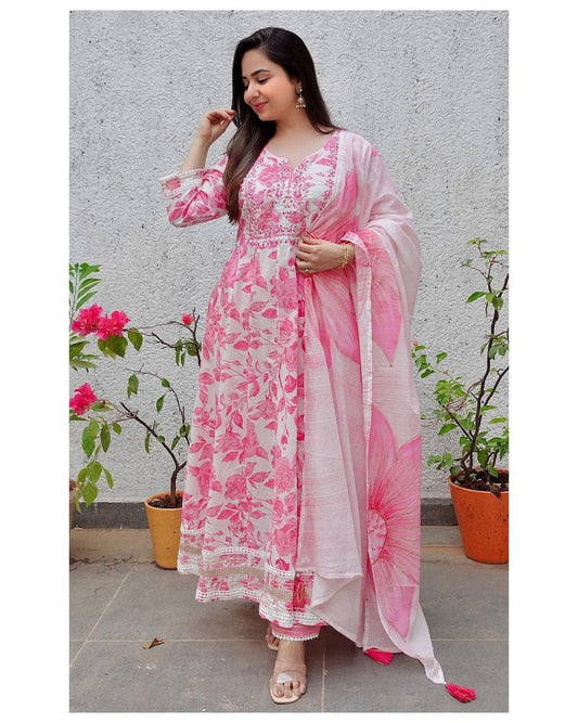 Indian 3 Piece Diwali Festive Straight Kurti Pant with Dupatta Set For Women.