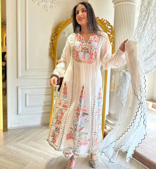 Embroidery Fancy Rayon Kurta Set For Women
